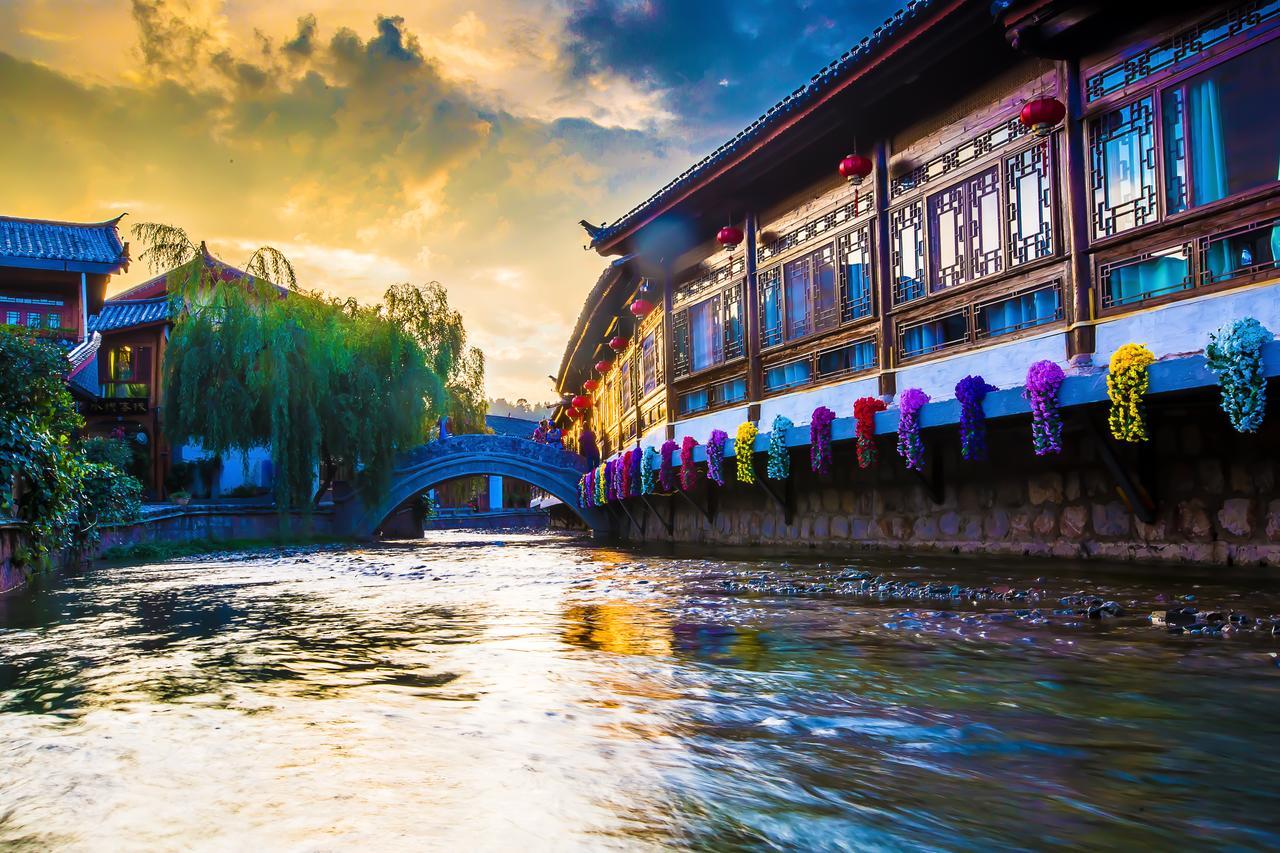Love Cloud Boutique Chain Hotel In The Water Side Lijiang  Exteriör bild