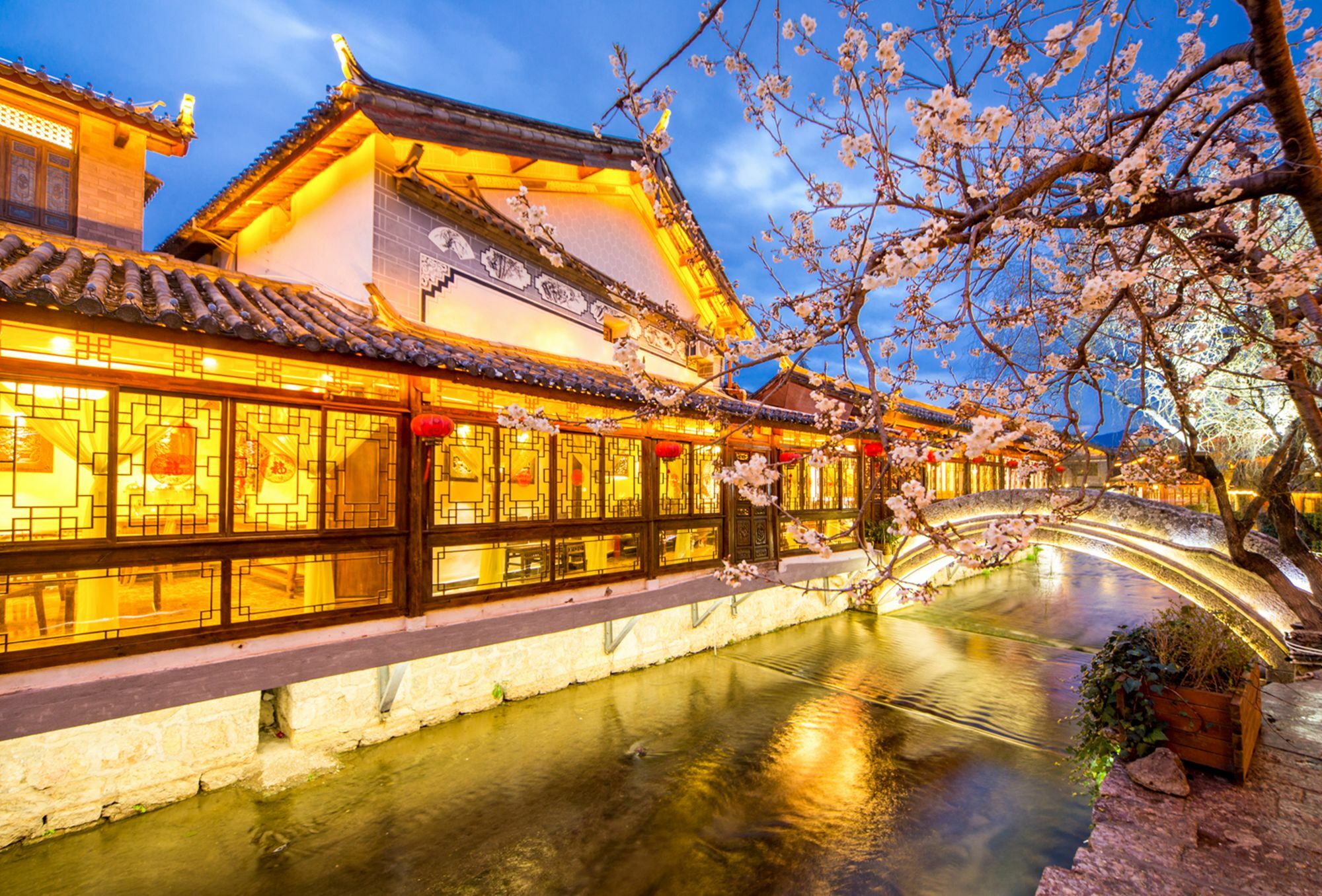 Love Cloud Boutique Chain Hotel In The Water Side Lijiang  Exteriör bild